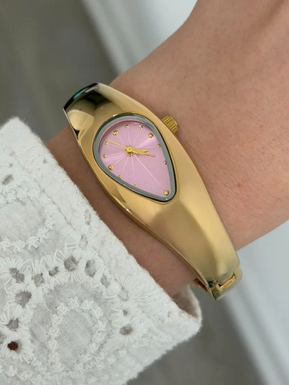 SKU:0620 Gold pink watch gold metal bracelet Stainless steel + gift bag